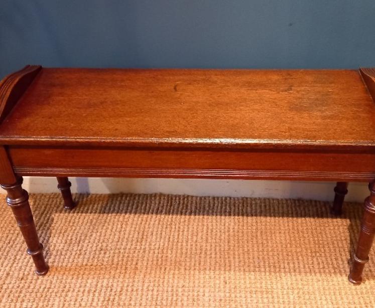 Antique Oak Hall Bench - Image 1