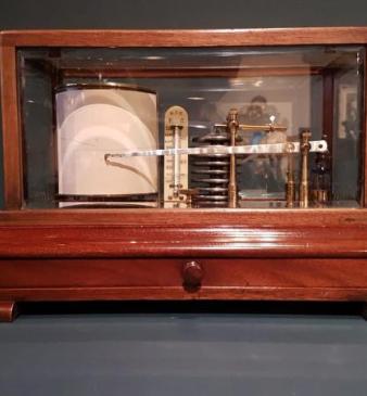Late Victorian Mahogany Cased Barograph