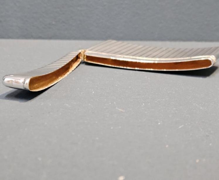 Curved Engine Turned Silver Card Case - Image 3