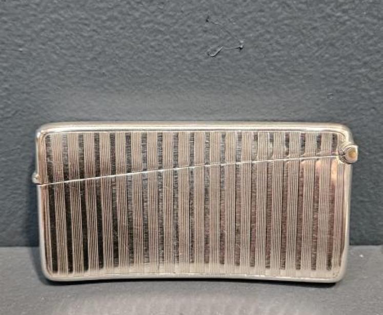 Curved Engine Turned Silver Card Case - Image 4