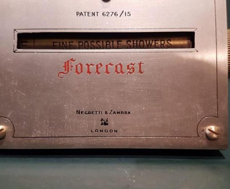 Negretti and Zambra Barometer Weather Forecaster - Image 5