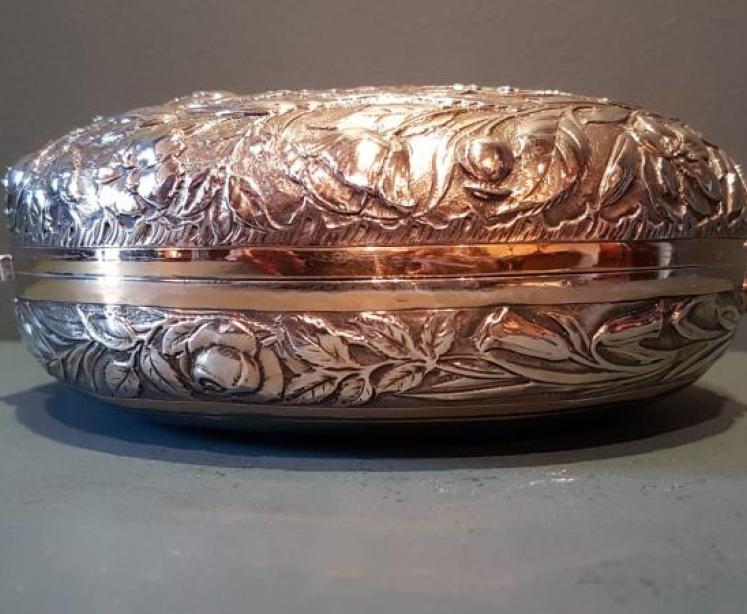 Large Victorian Silver Sweet Tin - Image 5