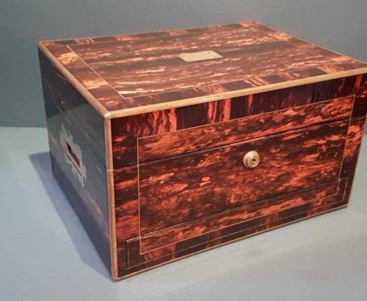 Superb Coromandel and Silver Travelling Box - Image 2