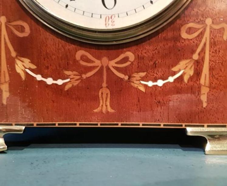 Fine Quality Inlaid Mahogany Mantel Clock - Image 5