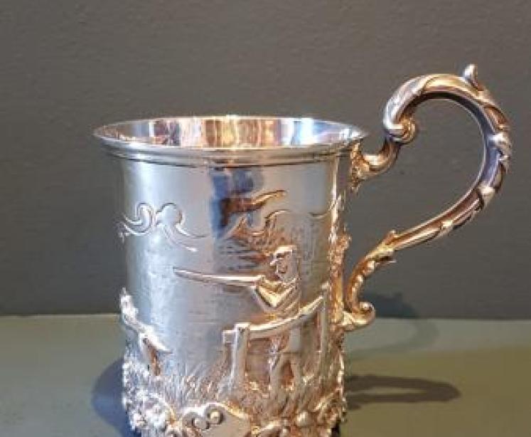 Fine Quality Victorian Silver Tankard with Pheasant Shooting Scene - Image 1