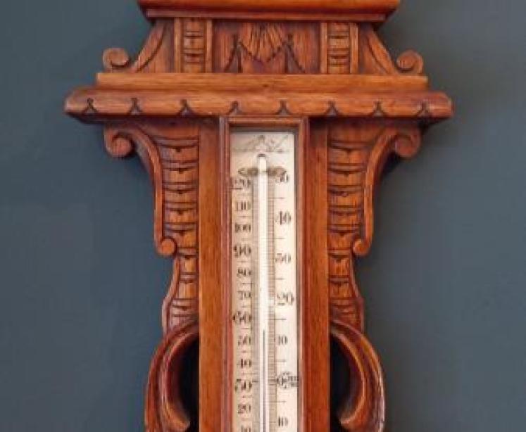 Superb Polished Oak Banjo Barometer - Image 3