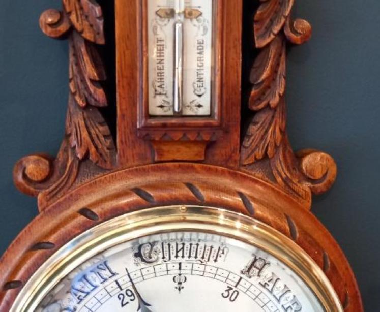 Superb Polished Oak Banjo Barometer - Image 6