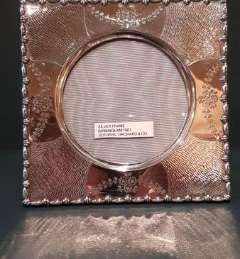 Fine Quality Edwardian Silver Engraved Photo Frame