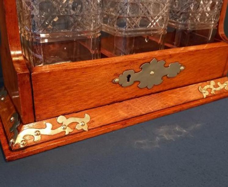 Late Victorian Polished Oak Three Bottle Tantalus - Image 6