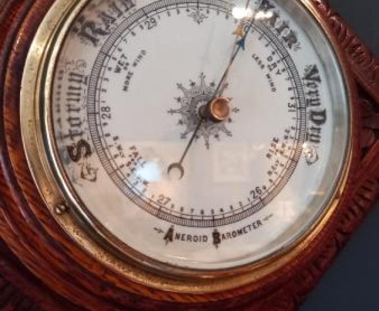 Victorian Oak Diamond Shaped Barometer - Image 2