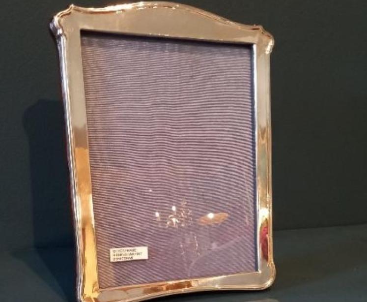 Large George V Period Silver Photo Frame - Image 6