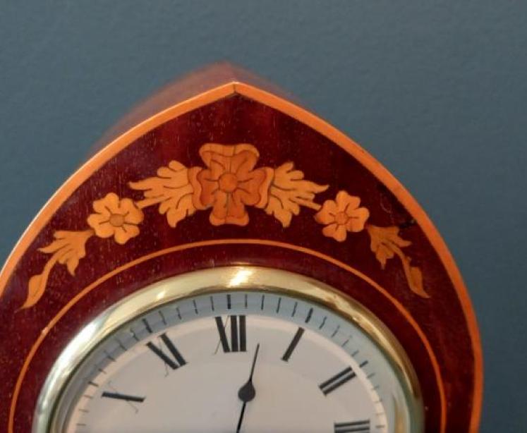 Superb Edwardian Floral Inlaid Lancet Top Mantel Clock - Image 4