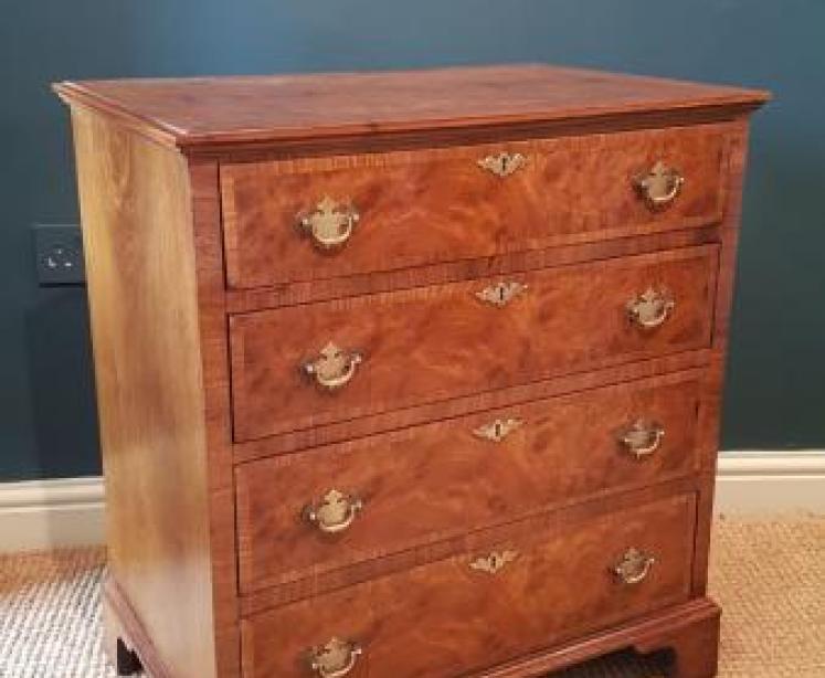 Small Edwardian Burr Walnut Chest of Drawers - Image 3