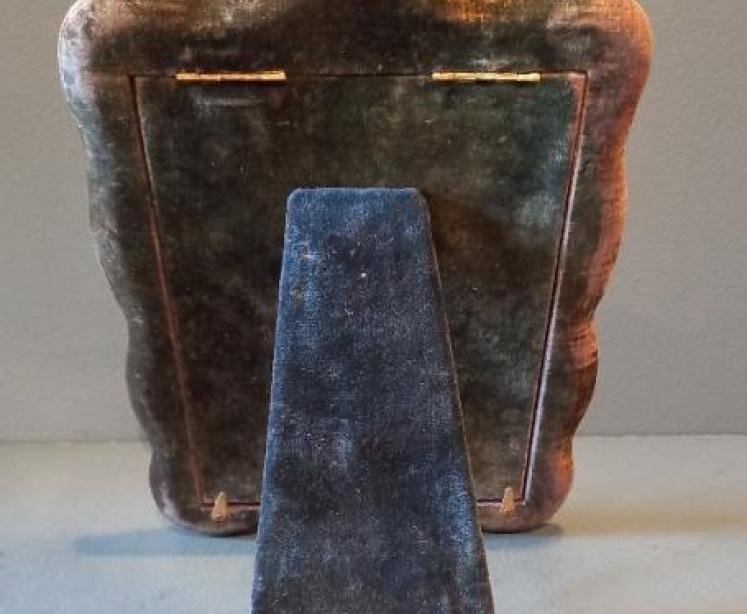 Large Edwardian Period Silver Shaped Photo Frame - Image 6