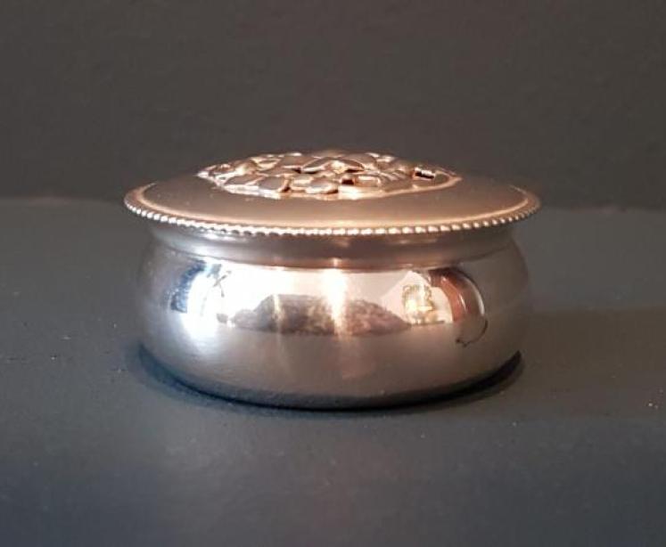 Silver Table Top Pomander - Image 2