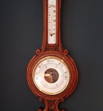 Victorian Oak Banjo Barometer
