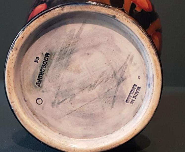 Impressive Moorcroft Big Poppy Vase - Image 3