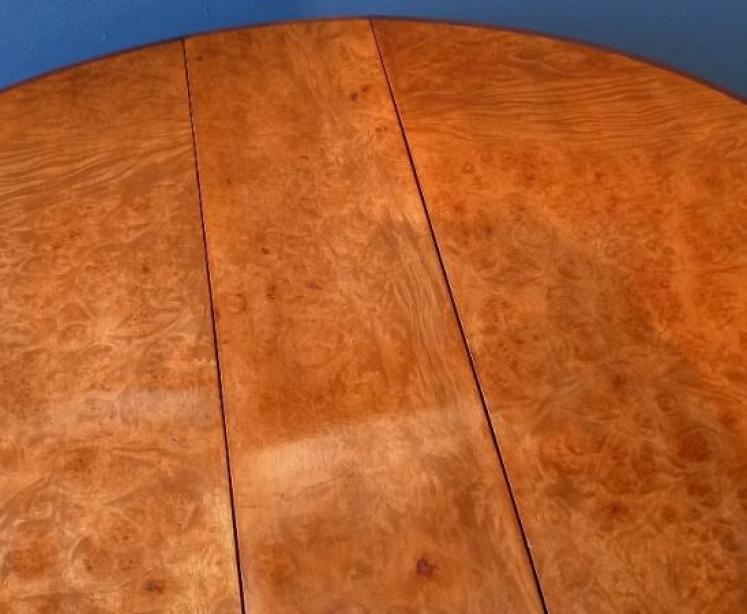 Mid Victorian Figured Walnut Baby Sutherland Table - Image 3