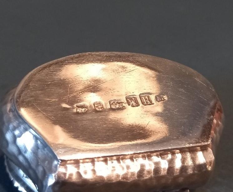 Victorian Silver Planished Table Snuff Box - Image 6