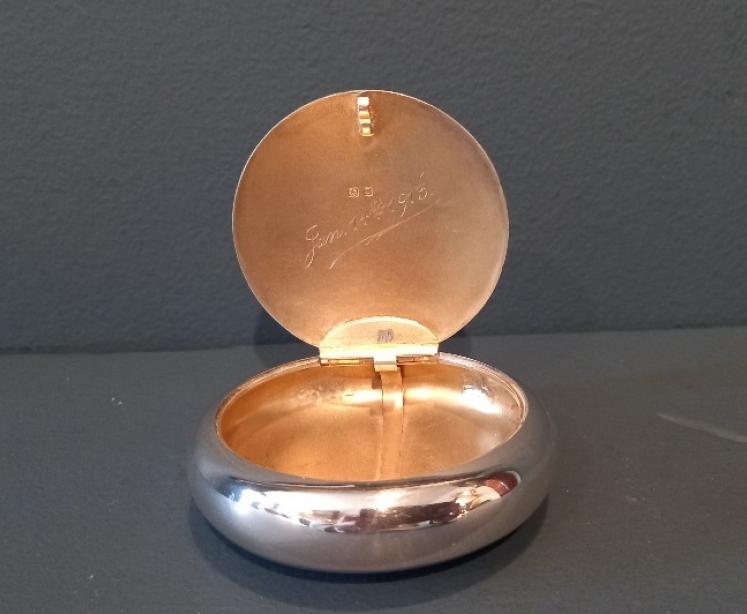 George V Period Silver Squeeze Tobacco Box - Image 7