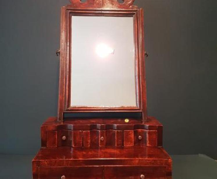 George III Walnut Toilet Mirror - Image 2