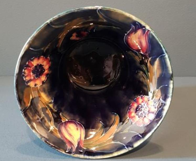 Moorcroft Spanish Pattern Vase - Image 5