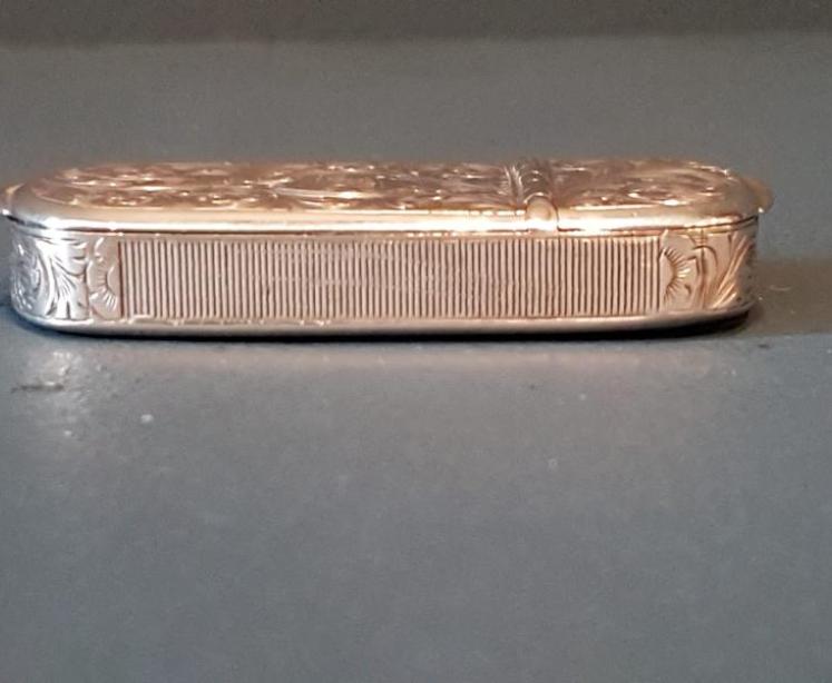 Engraved Silver Vesta and Snuff Box - Image 2