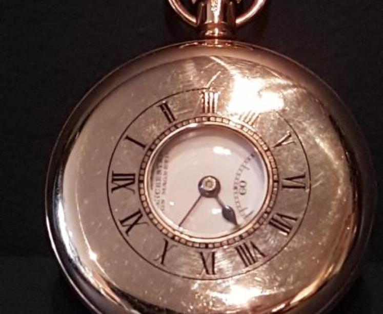 Immaculate 9ct Gold Half Hunter Pocket Watch - Image 2