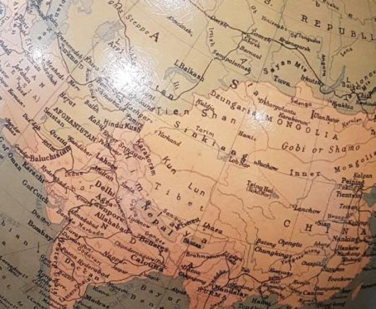 Large 1920's Phillip's Floor Standing Library Globe  - Image 7