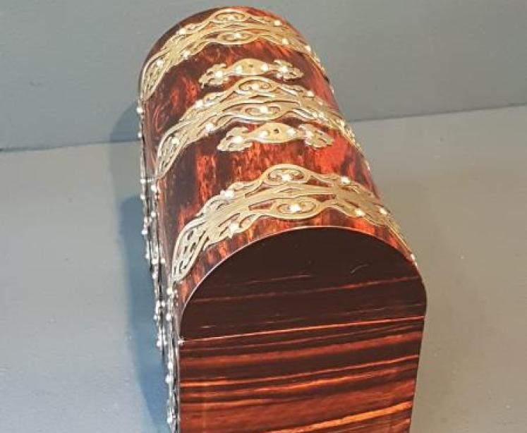 Fine Quality Early Victorian Coromandel Tea Caddy  - Image 7