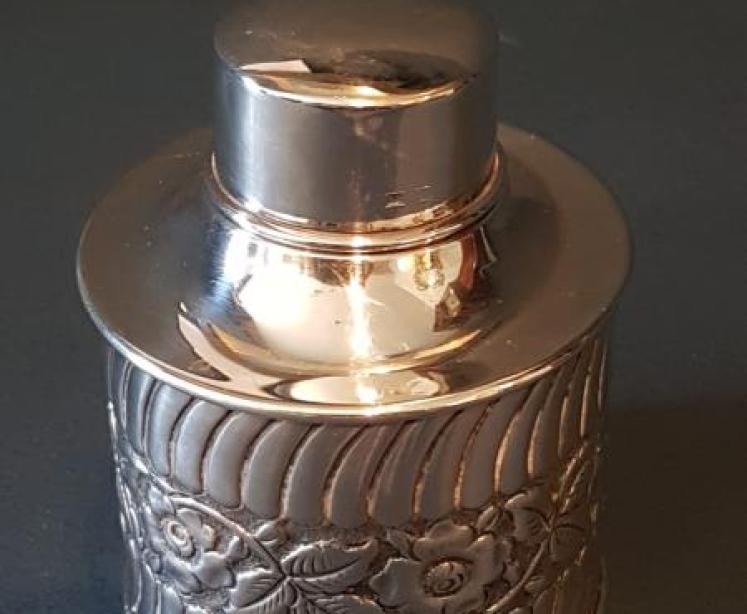 Edwardian Silver Tea Caddy - Image 3