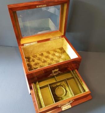 Victorian Walnut Jewellery Box