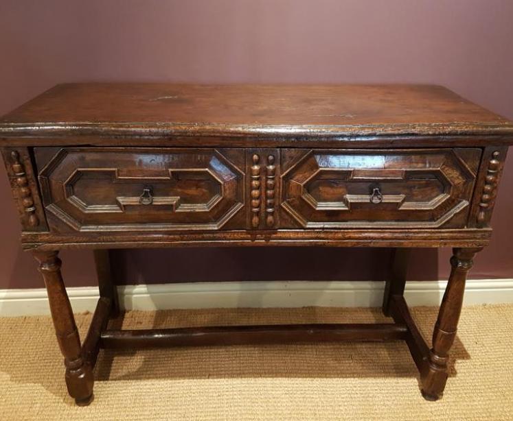 Superb James II Oak Dresser  - Image 2