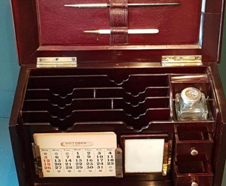 Fine Quality Inlaid Rosewood Stationary Box - Image 3