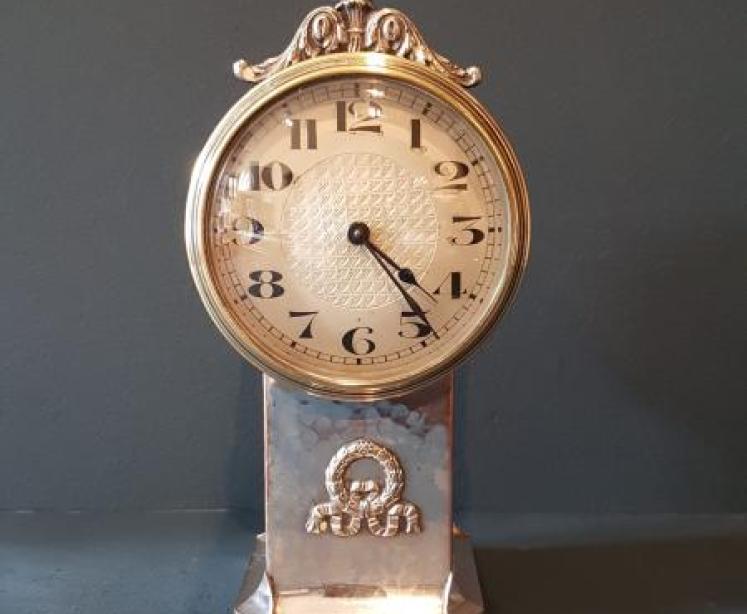 Planished Silver Plated Mantel Clock - Image 1