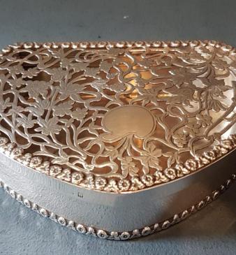 Silver Table Top Potpourri