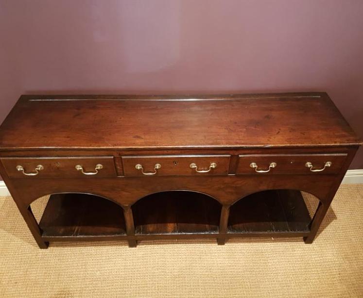 George II Oak Open Pot Board Dresser - Image 4