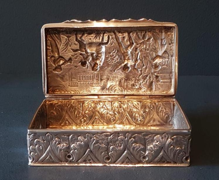 Superb Victorian Chester Silver Table Box - Image 5