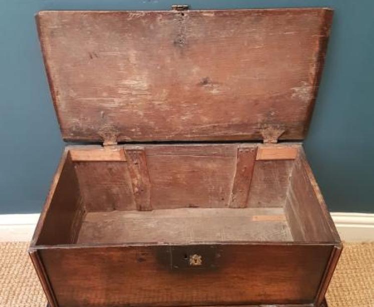 Georgian Oak Coffer Bach - Image 4