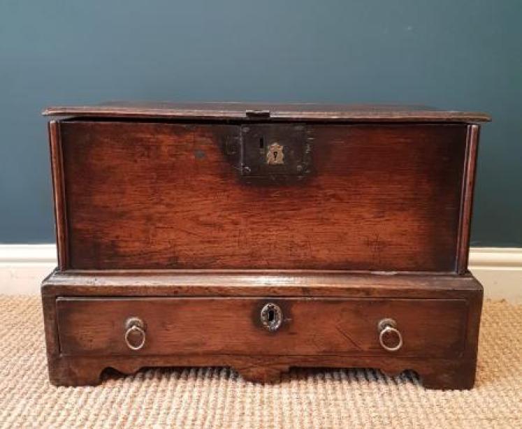 Georgian Oak Coffer Bach - Image 5