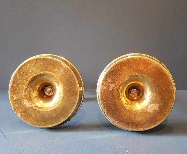 Matching Pair of George III Brass Tavern Candlesticks - Image 5