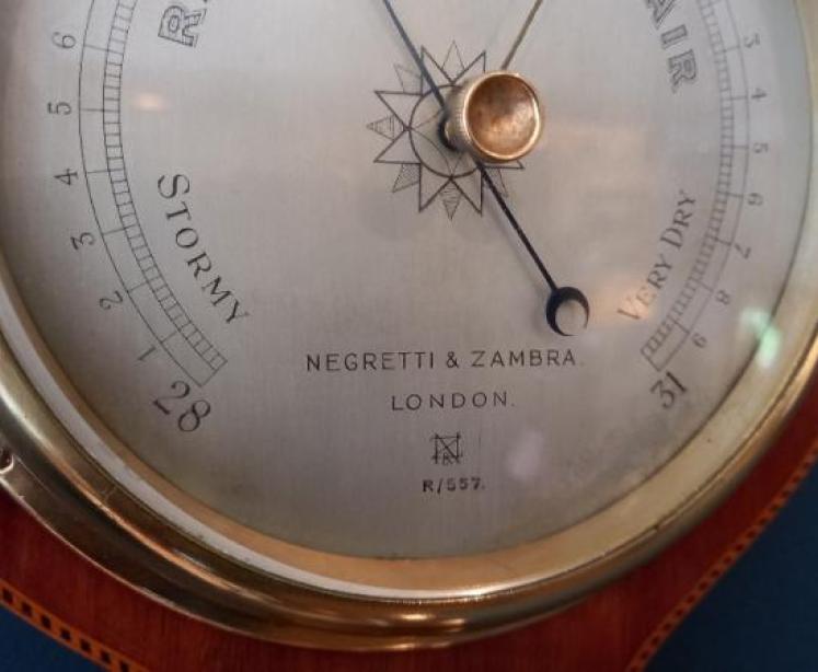 Superb Edwardian Sheraton Inlaid Banjo Barometer - Image 5