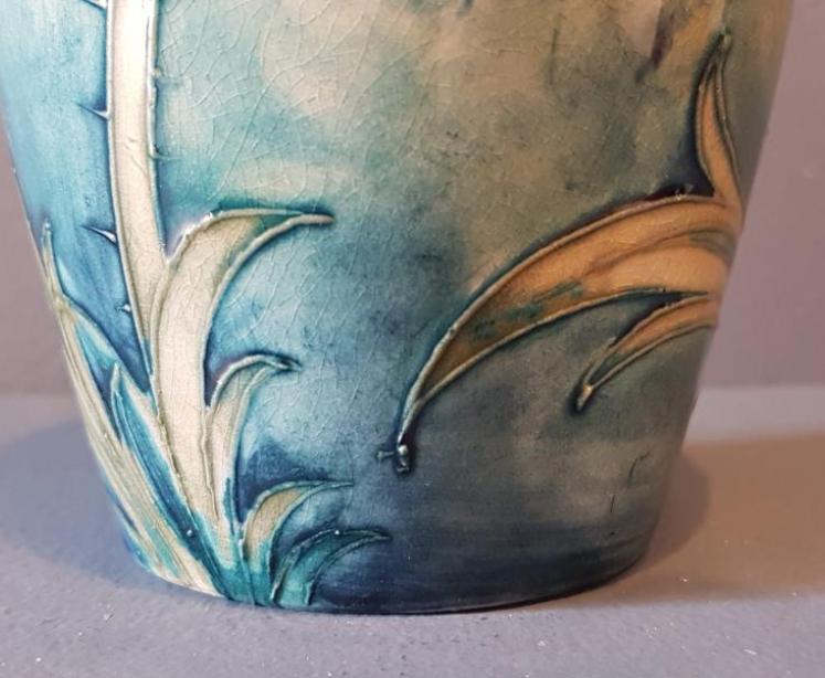 Rare Moorcroft Big Poppy on Celandon Ground Vase - Image 3