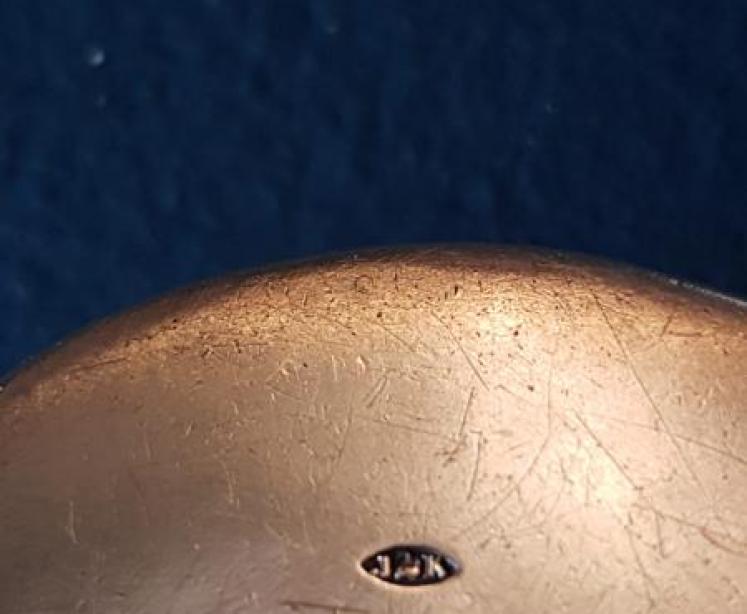 Victorian Embossed Silver Table Snuff Box - Image 3