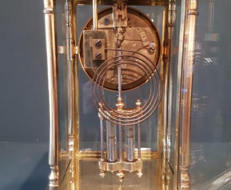 Victorian Four Glass Clock - Image 3