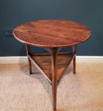 George III Oak and Walnut Cricket Table