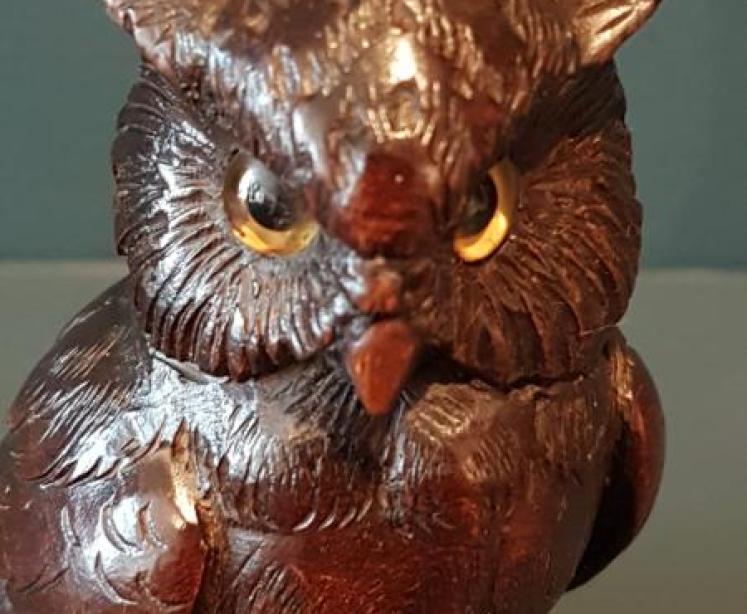 Victorian Black Forest Owl Spill Vase - Image 2