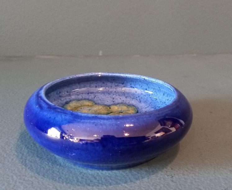Small Moorcroft Moonlit Blue Dish - Image 5