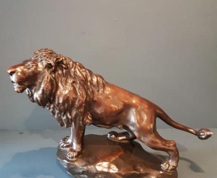 Superb 1920's Bronze Lion - Image 1