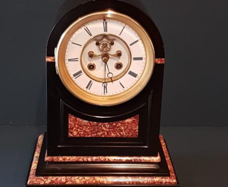 Victorian Polished Slate Mantel Clock - Image 1